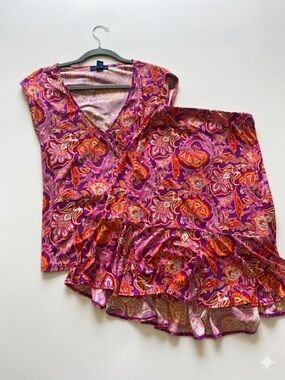 Vibrant Pink and Orange colour set. Separate top & skirt Size S